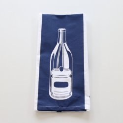 stilren kökshandduk med svensk design med vinmotiv vinglas vinflaska presenttips