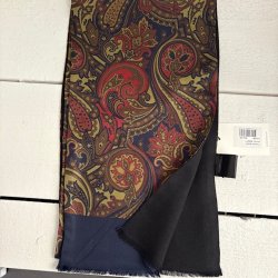 snygg herr scarf i ull o siden paisley mönstrad tubscarf snygg scarf siden ull smoking kavaj rock amanda christensen