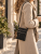 svart crossbody väska mini svart väska axelrem miniformat