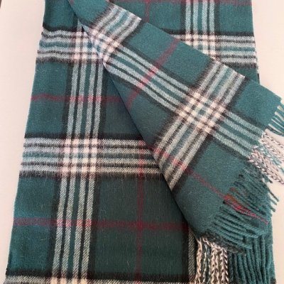 Zoom image of Scarf checked 100% Wool, Green