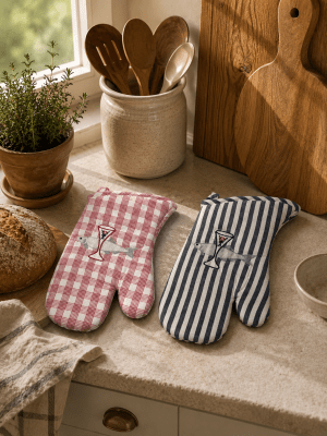 Zoom image of Oven Glove Bistro sill & snaps, blue 18 x 30 cm