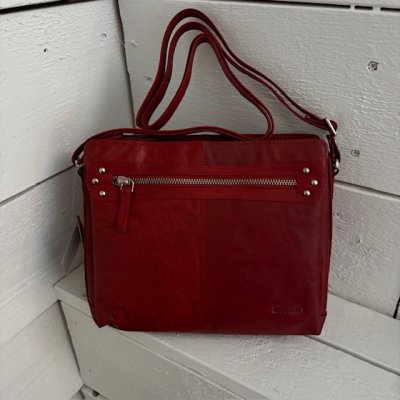 Zoom image of Shoulder Bag Classic women L.F, Medium Chianti