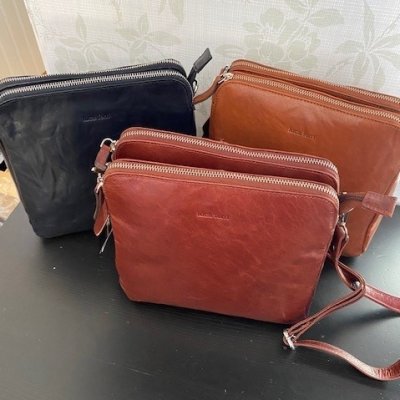 Zoom image of Shoulder Bag Classic 2 zipper women L.F, High Brandy