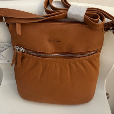 Zoom bild av luca ferri soft vm fashion skinnväska mjukt skinn cognac axelremsväska