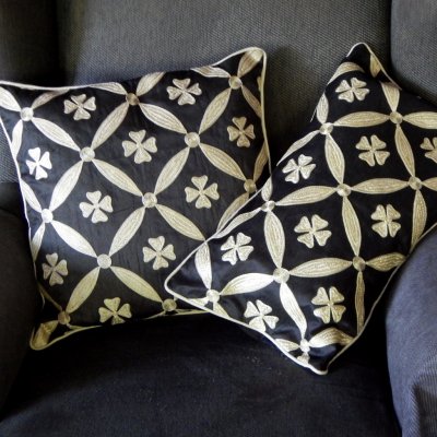 Zoom image of Pillowcase Versailles, Black 30 x 50 cm