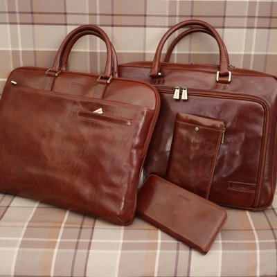 Zoom image of Wallet Firenze Classic, brown