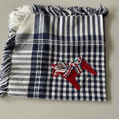 Zoom bild av Servett / duk Dalahäst m frans, Navy 38 x 38cm