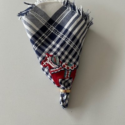 Zoom bild av Servett / duk Dalahäst m frans, Navy 38 x 38cm