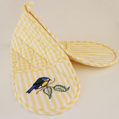Zoom image of Pot Holder doublehanded Bluetit, yellow