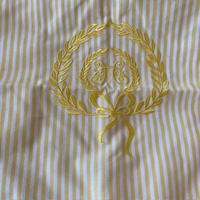 Zoom bild av Stolsfodral Sundborn Heritage , Gul/vit monogram