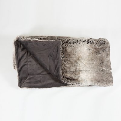 Zoom image of Throw Greywolf, 130 x 150 cm