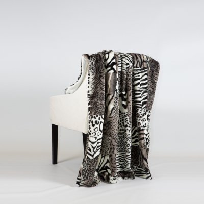 Zoom image of Throw Patchwork, 150 x 180 cm