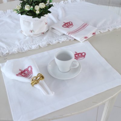 Zoom image of Placemat Royal, Red 33 x 45 cm
