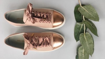 Zoom bild av Skosnören Leopard Classic Linenrose , 120 cm