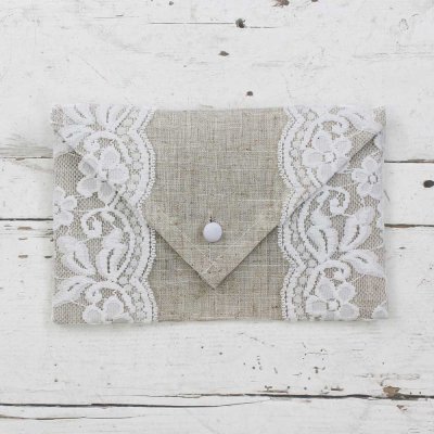 Zoom image of Lace envelope, 13 x 20 cm
