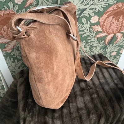 Zoom bild av Axelremsväska / crossover Boho Mocka, Camel