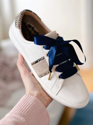 Zoom bild av the shoelace brand pimp my sneakers