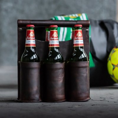 Zoom bild av nygg rustik läderförvaring till ölflaskorna 6 pack öl skinn