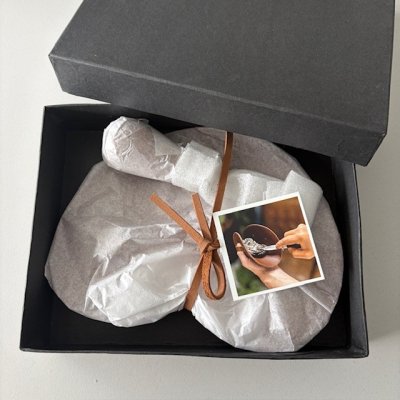 Zoom bild av ostron set perfekt presenttips till livsnjutaren livet deluxe