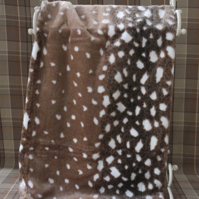 Zoom image of Pläd Fawn