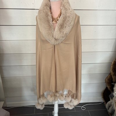 Cape Bollar faux fur, beige