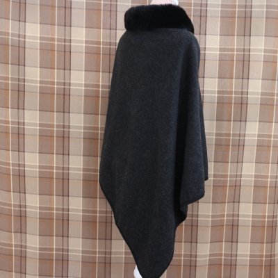 Poncho Debbie, darkgrey