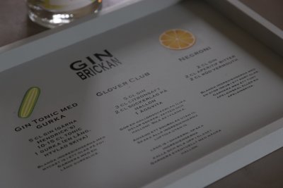 Zoom image of Tray Gin