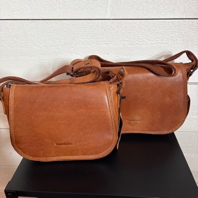 Zoom bild av Flap bag Tuscany small, Valnöt