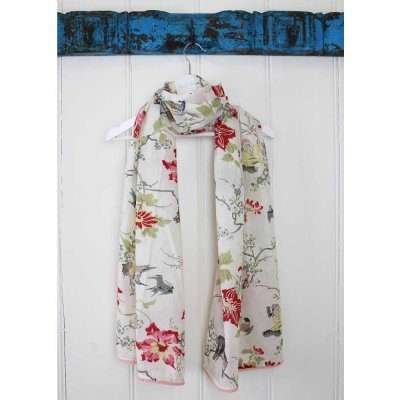 ljuvlig scarf dam rosa blommor bomullsscarf i ljuvligt romantisk mönster