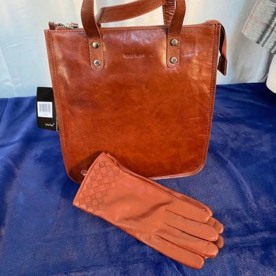 Zoom image of Lambskin gloves braidpatterned women, Cognac