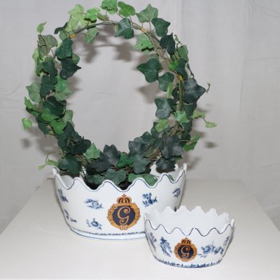 Zoom bild av gustav den tredje sköljskål liten o stor