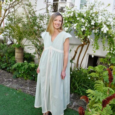 Zoom image of Nightdress Valerie green, one size