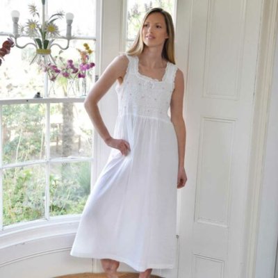 Zoom image of Nightdress AVA, One size