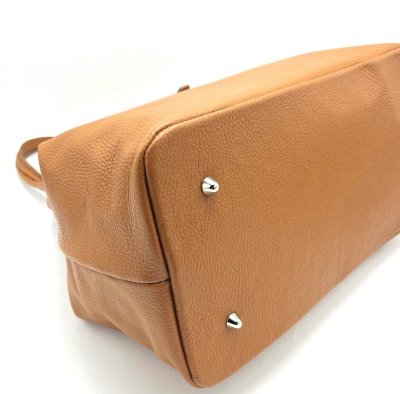 Zoom bild av totebag shoppper snygg skinnväska made in italy