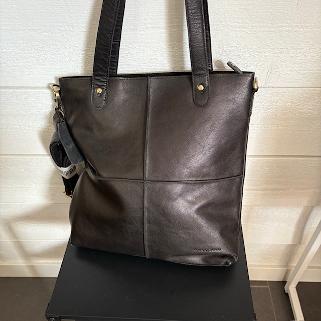Product Image for Totebag/shopper medium House of Sajaco, Svart